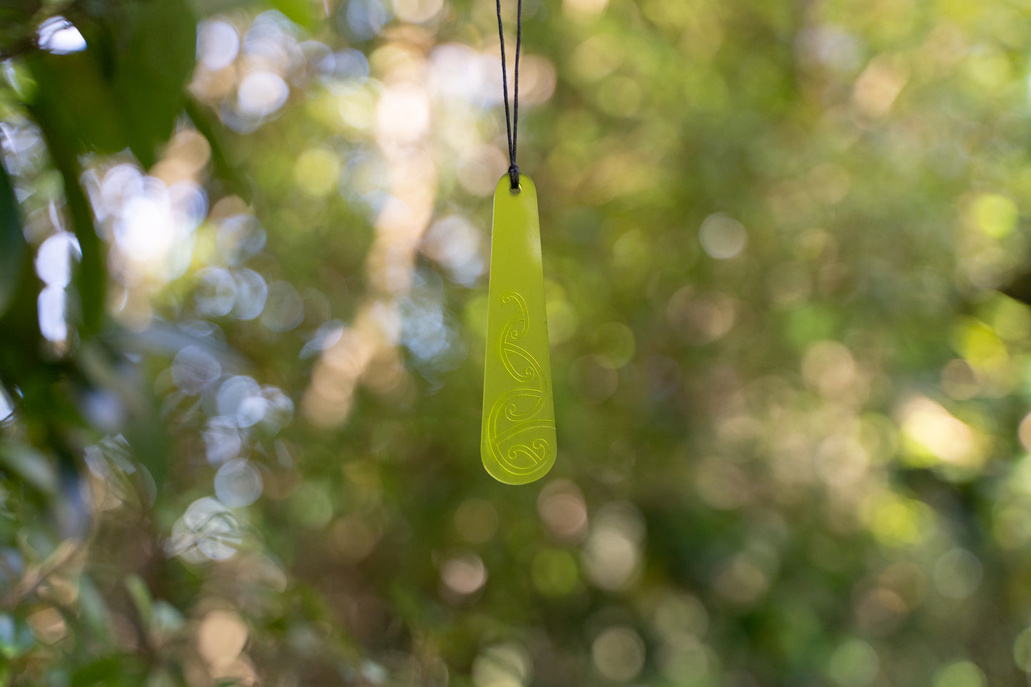 Mangōpare Pendant - Long Necklace