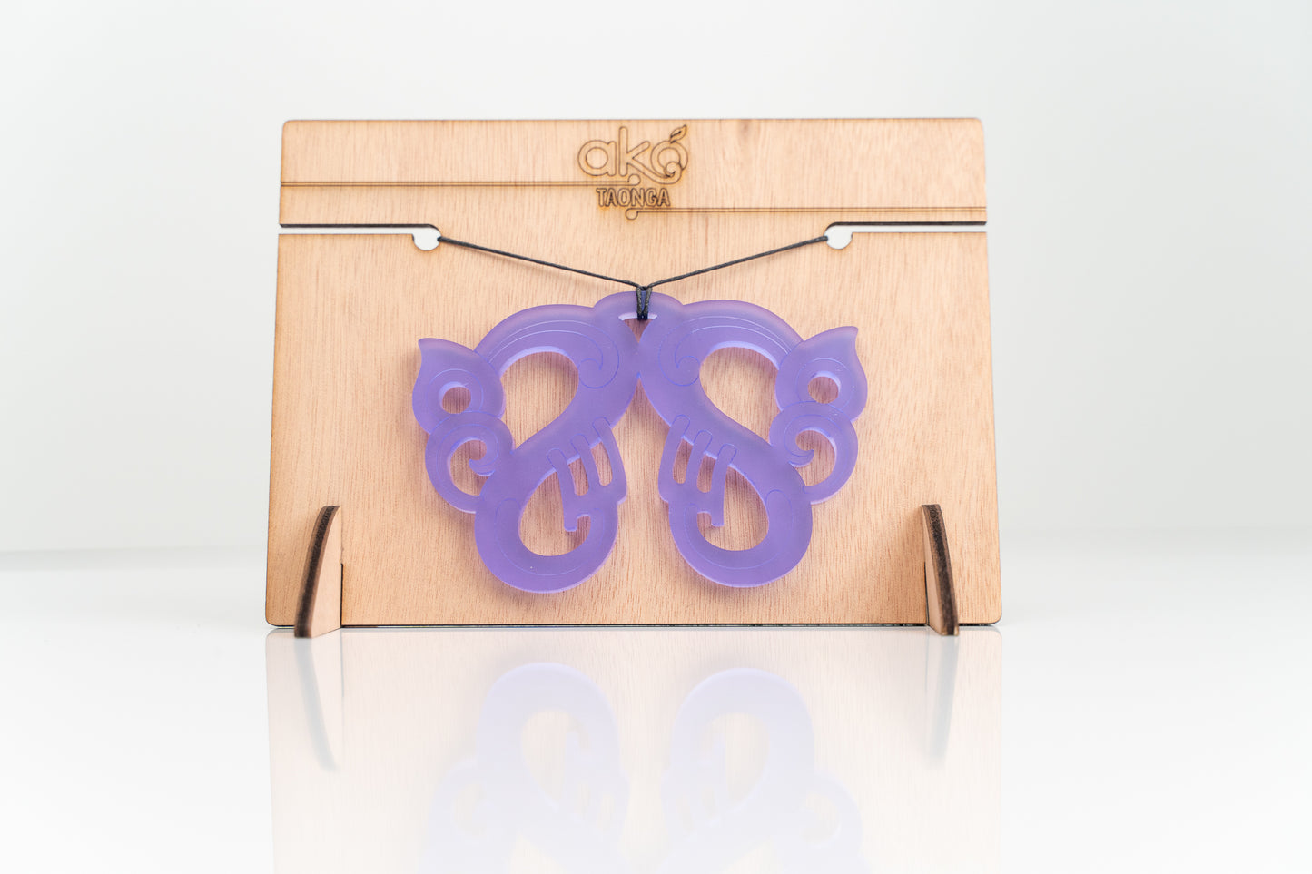 Pekapeka Slim - Large Necklace