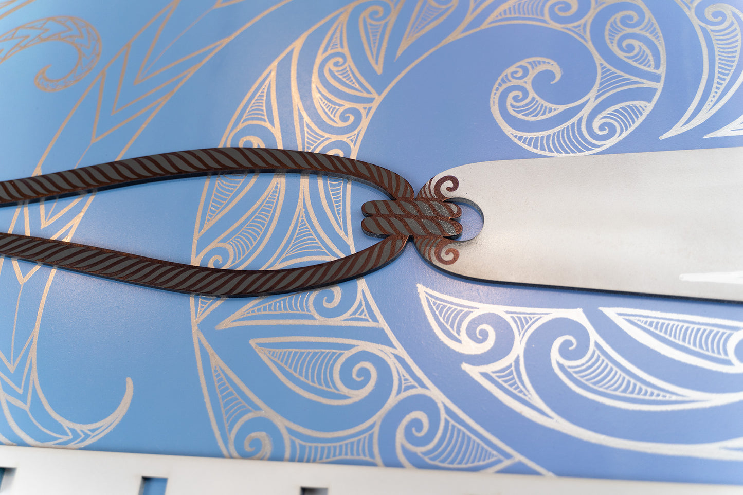 Taonga Panel - White & Silver