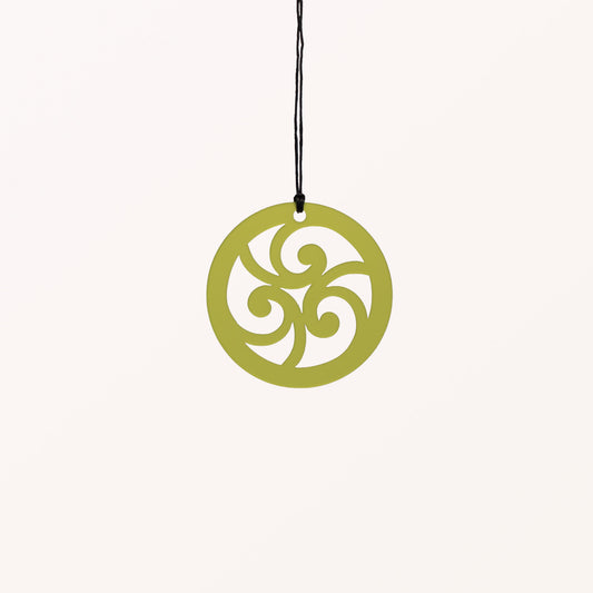 Te Ao Māori (The World) - Green - Medium Necklace