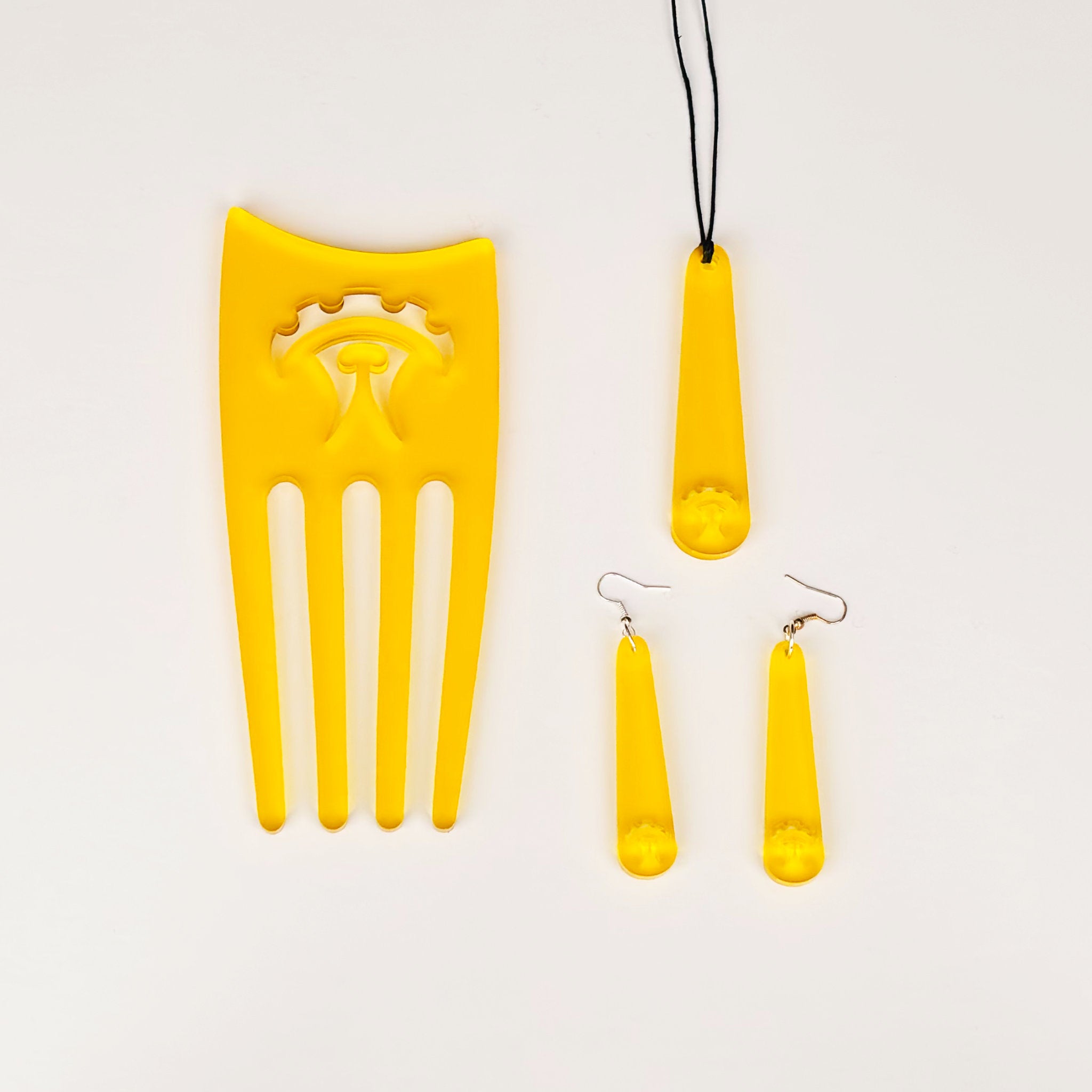 Ngutukākā Taonga Set