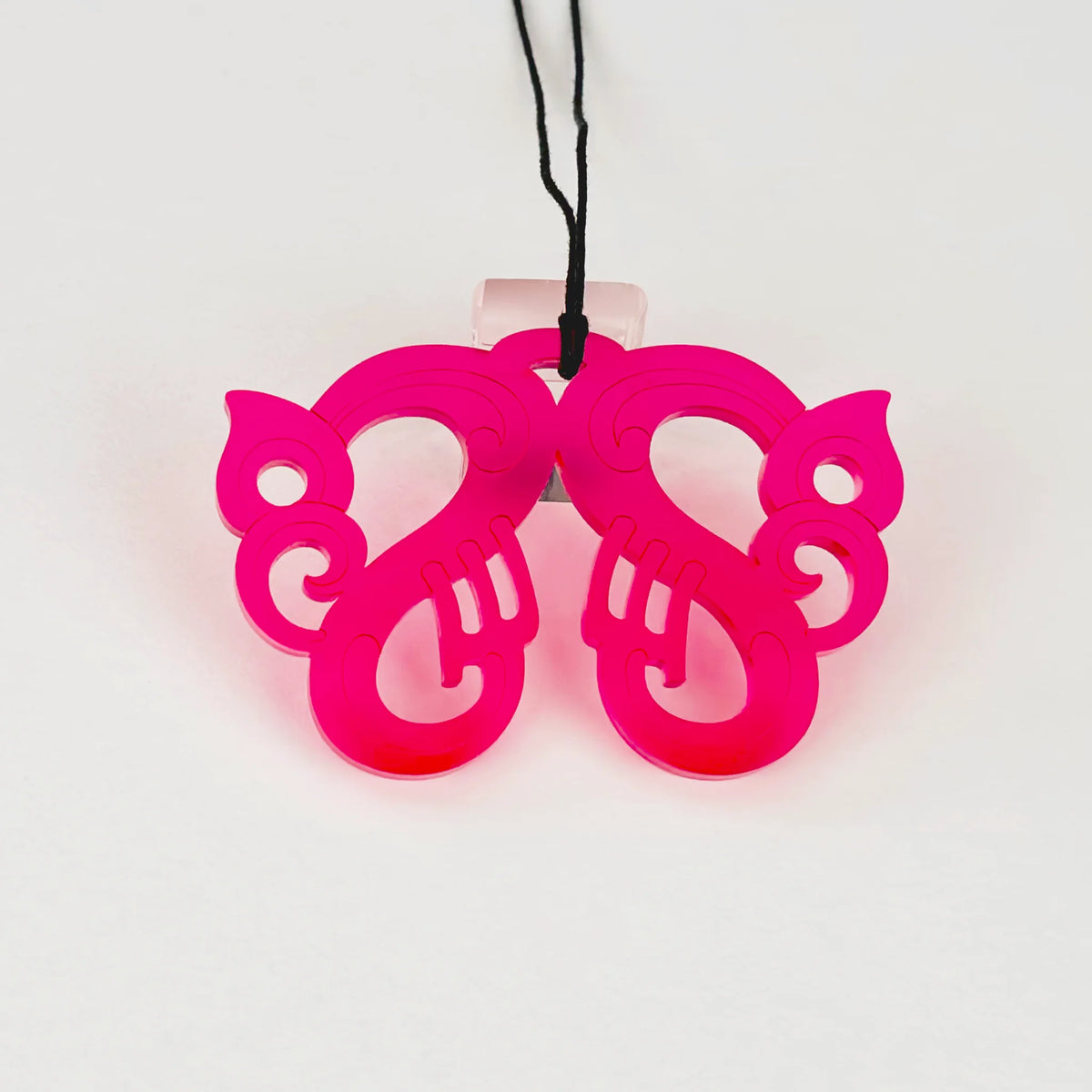 Pekapeka Necklace