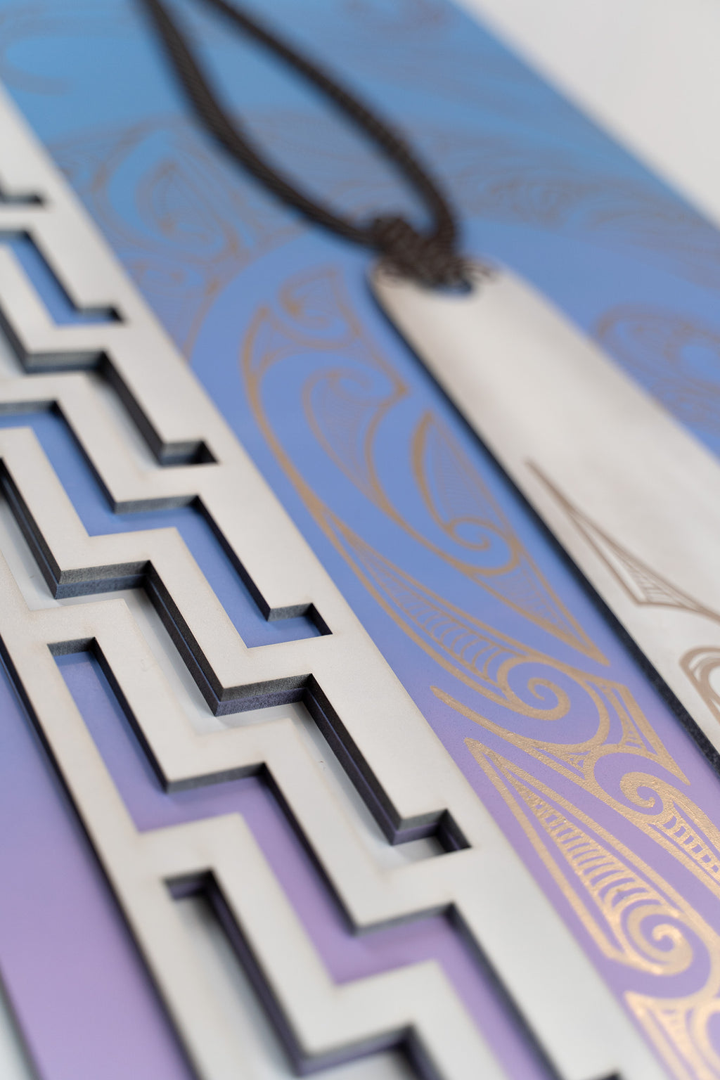 Taonga Panel - White & Silver