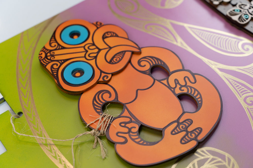 Tiki Panel - Gold Pattern