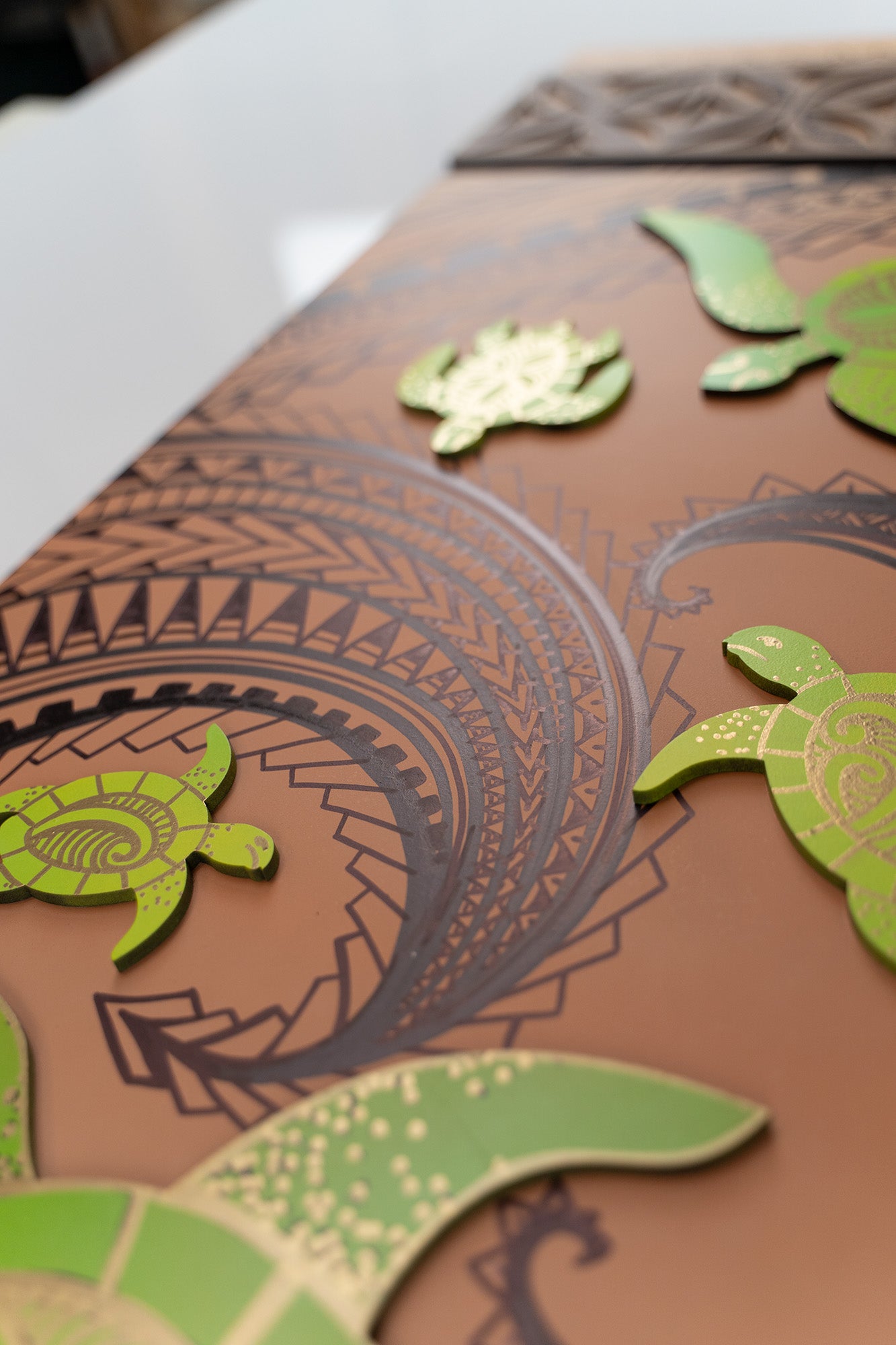 Turtle Panel - Brown & Black